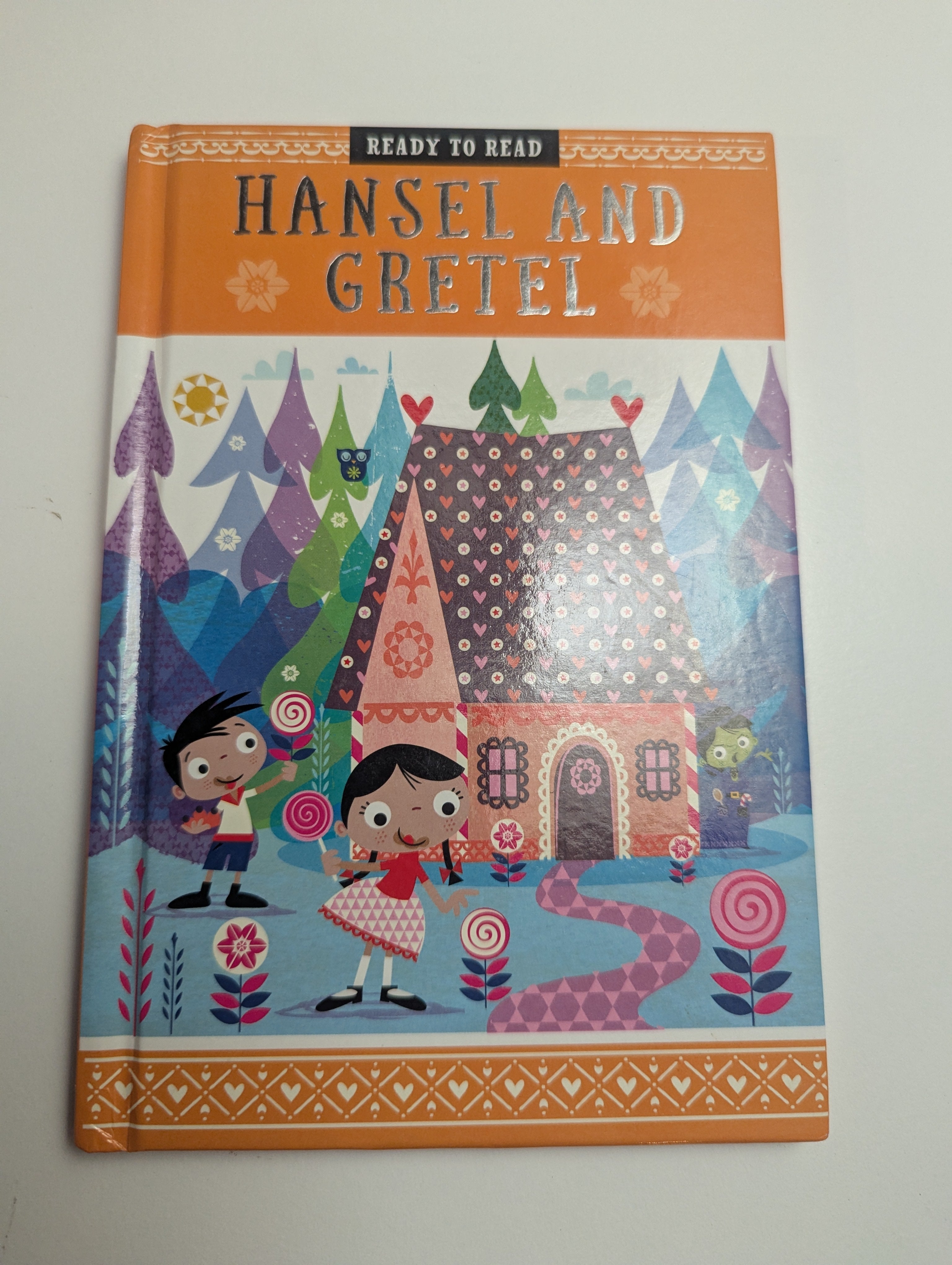 Hansel and Gretel — by Helen Anderton & Stuart Lynch - Lightly used