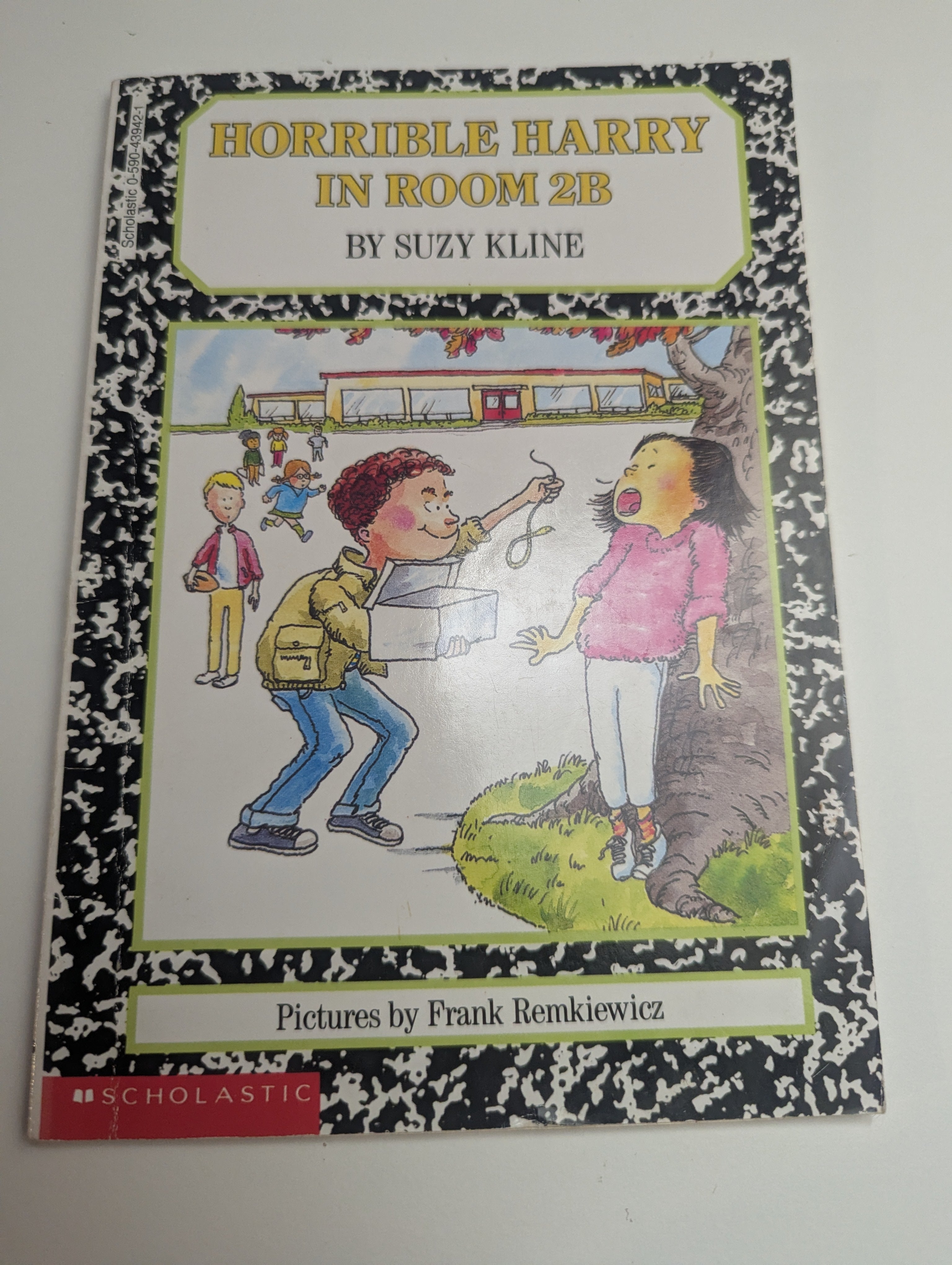 Horrible Harry in Room 2B - Suzy Kline - Lightly Used